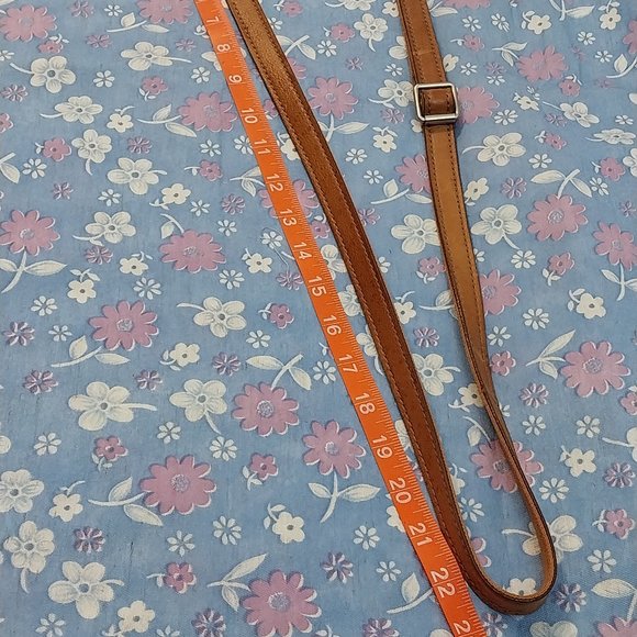 2884 Medium Size Fossil Crossbody, Leather, Multi Color Bag Purse - Picture 8 of 14